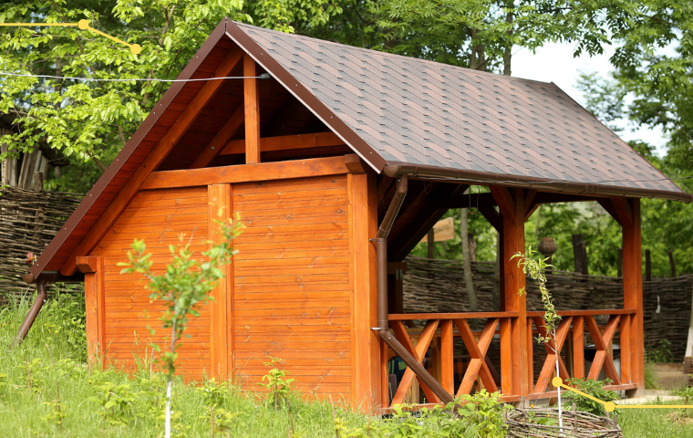Аренда беседки на весь день для 20 человек.